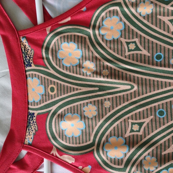 Butterfly Vibes Racer Back - Picture 4 of 4